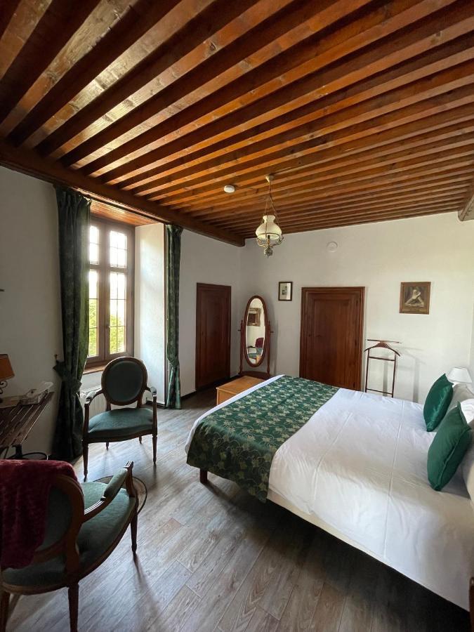 Manoir Du Grail Bed & Breakfast Devesset Ngoại thất bức ảnh